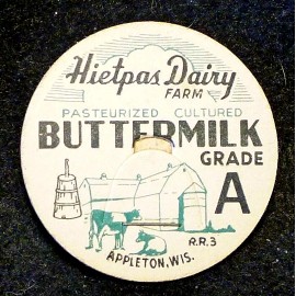 HIETPAS DAIRY - APPLETON, WIS.  -  GRADE A BUTTERMILK  -Milk BOTTLE CAP - 42mm