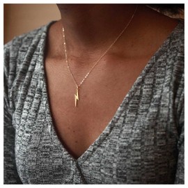Andelaisi Boho Thunder Choker Necklace Gold Lightning Bolt Necklace Choker Vintage Thunder Pendant Necklace Minimalist Thunderbolt Lightning Necklace Jewelry for Women