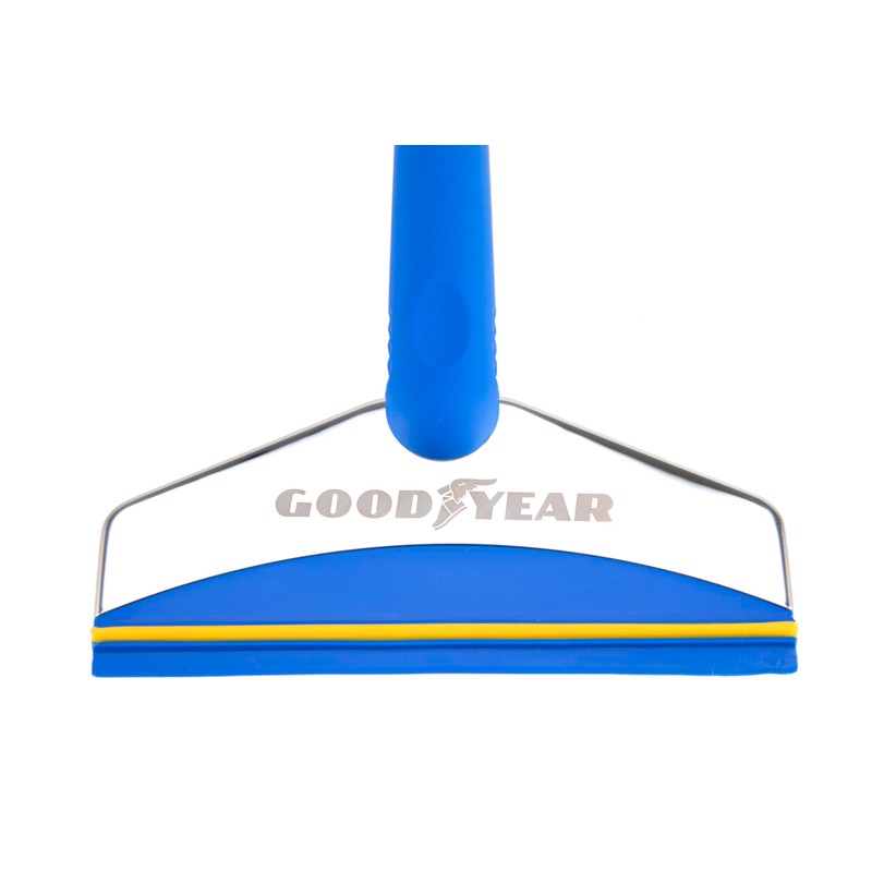 Goodyear Artic Max XL Ice Scraper with Water Resistant Rubber.