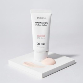 Ohui [NEW] O HUI Day Shield Niacinamide 5% Tone Up Sun 30ml / [NEW] 오휘 데이쉴드 나이아신아마이드 5% 톤업 선 30ml