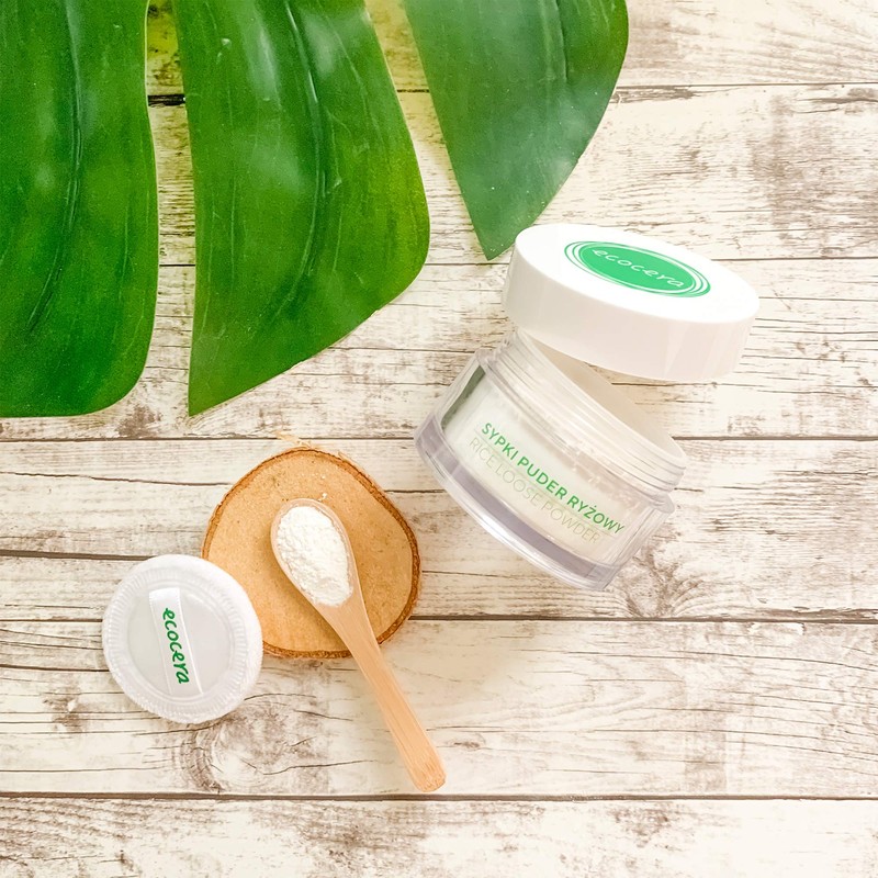ECOCERA Rice loose powder, perfect for oily skin and combination