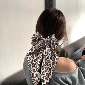 YIHONGYAN Butterfly Hair Clips for Women Hair Barrettes Fashion Styling Accessories Beautiful Clips Elegant Hair Clip with White Leopard Print Long Tail Big Bows Ribbon Design for Thick Thin Hair 1Pcs