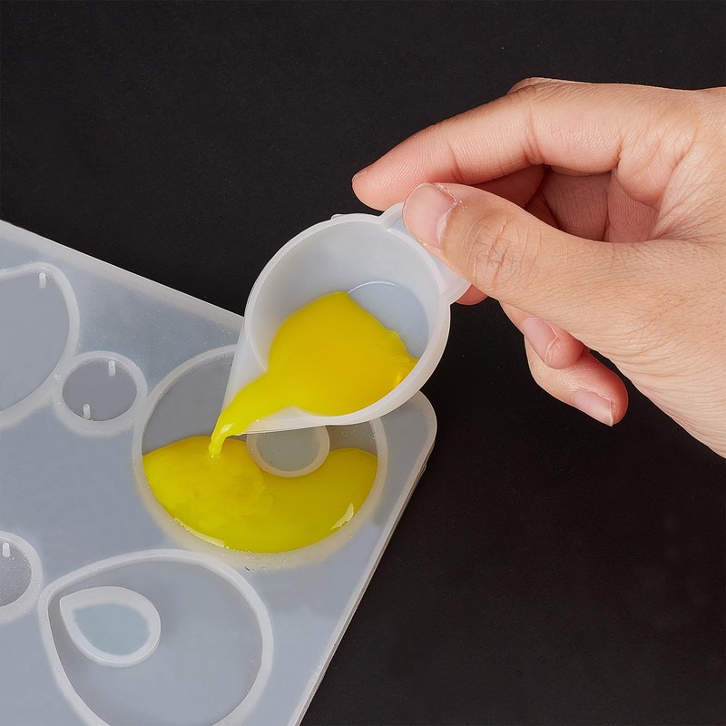 NICENEEDED 8 Stück Weißer Silikonform Becherspender Mini Messbecher Harzform Aus