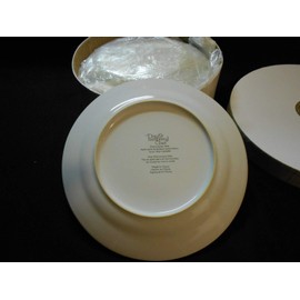 Pampered Chef Simple Addition Dessert Plates Set of 4