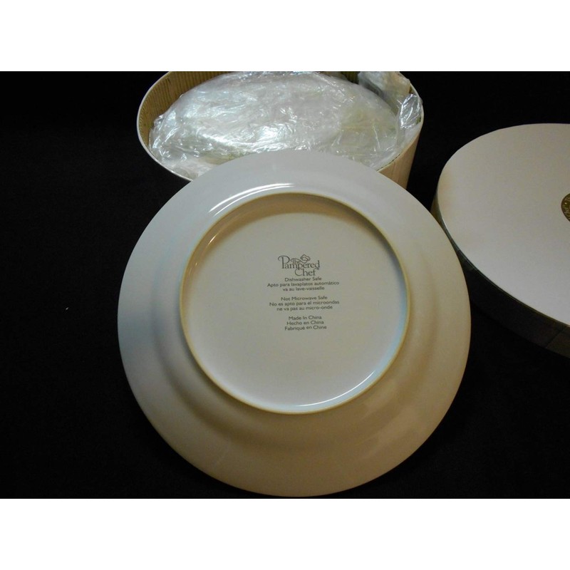 Pampered Chef Simple Addition Dessert Plates Set of 4