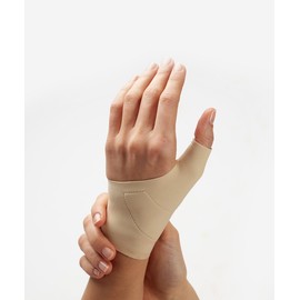 Epitact Flexible Thumb Support – Day wear. A flexible thumb support