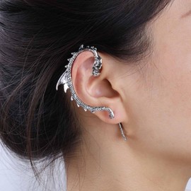 Yheakne Punk Dragon Cuff Wrap Earrings Silver Dragon Ear Climber Earrings Animal Cartilage Ear Crawler Earrings Gothic Clip On Wrap Earrings Jewellery for Women and Girls (Silver)