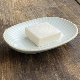 Ceramic Soap Holder, Large Soap Dish for Shower, Bathroom Soap Dishes for Bar Soap, Decorative Rustic Soap Dish Tray for Bathroom Kitchen Sink