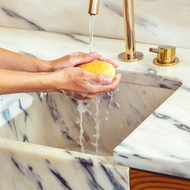 Claus Porto - 3 Deco Mini Soaps + Soap Dish Gift Set | Rich, Smooth, Creamy Hand Soap | Handcrafted, Aromatic, Luxurious, House Warming Gift (50g each)