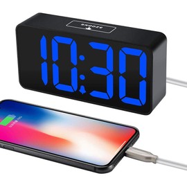 DreamSky LED digital alarm clock with USB charging port, large digits display, loud alarm, adjustable brightness and volume, snooze, 12/24 hours, mains powered