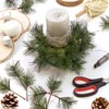 com-four® 25 x Decorative Branch Pine Needles - Christmas Scatter