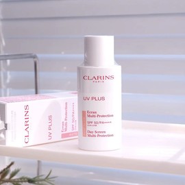 Clarins Sunscreen Multi Protection Renewal 50ml Rosy Glow 1 Pack / 클라랑스 선크림 멀티 프로텍션 리뉴얼 50ml 로지 글로우 1개입