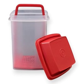 Tupperware Pick A Deli 8 Cup Sheer with Red Strainer and Seal