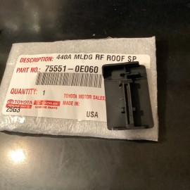 Toyota 2014-2019 Toyota Highlander Right  Front Drip Molding   75551-0E060