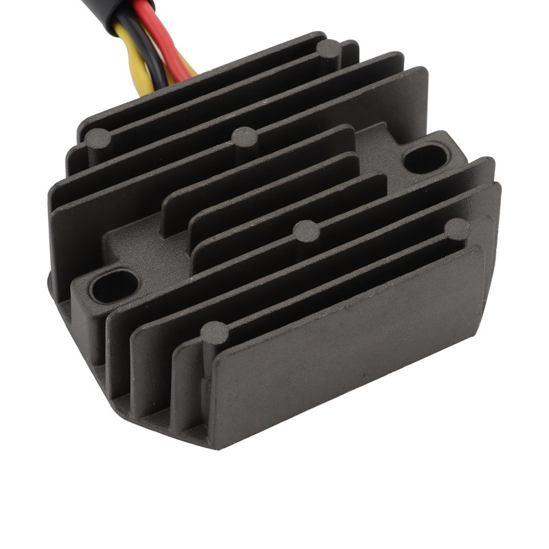 GOOFIT Voltage Regulator Rectifier Replacement for Suzuki Boulevard S40 2005-2019