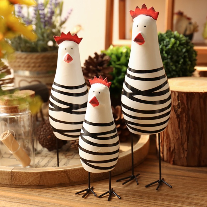 3Pcs Mediterranean Style Wooden Carved Chicken Set Collectable Figurine Showcase
