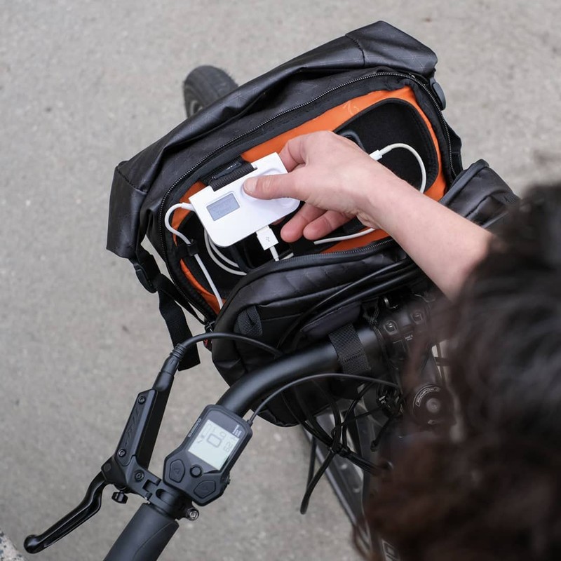 Two Wheel Gear - ALPHA Handlebar Bag (6 Litre) –