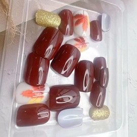 Fall Press on Nails Short Fake Nails With Glitter Design,Autumn Winter Maple Leaf False Nails Full Cover Stick on Nails Acrylic Solid Color Glitter Leaves Artificial Nails,Thanksgiving Nail for Women