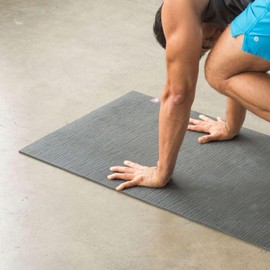 Manduka Manduka eKO Superlite Yoga Mat for Travel - Lightweight, Easy to Roll and Fold, Durable, Non Slip Grip, 1.5mm Thick, 71 Inch, Acai Purple, 71" x 24"