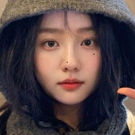 Sticker dot -shaped natural and delicate / 스티커 점모양 자연스럽고 섬세한