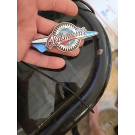 General Motors NOS 1980'S OLDSMOBILE FINAL 500 SINCE 1887 METAL STICK ON EMBLEM OEM 25760163 GM