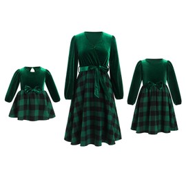 Mommy and Me Christmas Dresses Long Sleeve Green Red Black Buffalo Velvet Plaid Dress Fall Winter Santa Claus Xmas Holiday Party Mom Daughter Matching Outfits Photoshoot Green Checkered L