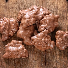 Mascot Nut Candy Since 1955 - Pecan Clusters Smooth Milk Chocolate, Caramel, and Pecans 1.25 Pounds - Individually wrapped - Gift Box and Resealable Tub