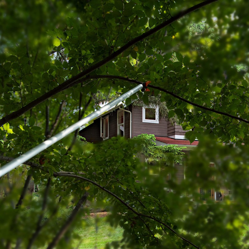 KSEIBI 143015 Long Reach Cut and Hold Bypass Pruner Max