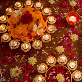 DIYANA IMPEX Urli Bowl for Diwali Decoration for Floating flowers and Perfect for Home Décor, Christmas, Pooja, Festive with Tea light Candle (14 Inches, Gold)