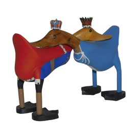 Brave Wings Hand Carved Wooden Bamboo Duck ~ King and Queen Duck 30cm Long ~ Ornament Sculpture Figurine Statue Unique Table Decoration Home Decor ~ 5196