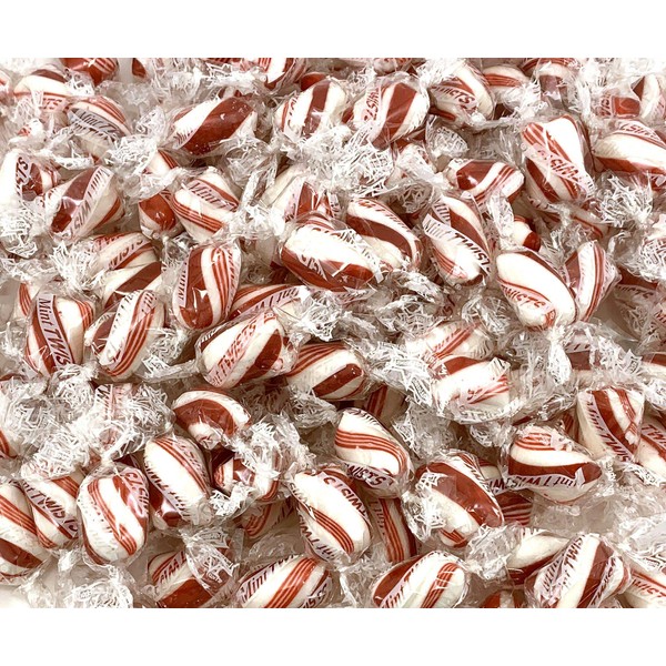 LaetaFood Arcor Strawberry Filled Bon Bons Hard Candy, Bulk Candy (2 Pound Pack)