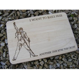 QUEEN FREDDIE MERCURY GIFT IDEA PREMIUM HARDWOOD WOODEN CHOPPING CUTTING CHEESE BOARD PLACE MAT DINNER ENGRAVED WOOD KITCHEN COOKING BAKING BIRTHDAY XMAS PRESENT