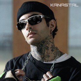 KANASTAL Silver Wrap Around Sunglasses Cycling Glasses Sports Mens Womens Polarised Curved Running Fishing UV400 Protection - Silver Frame Black Lens