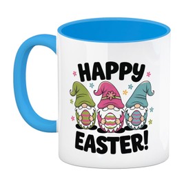 speecheese Drei Wichtel mit Ostereiern - Happy Easter Kaffeebecher in hellblau Gnome in grünem pinkem blauem Hut halten bunte Ostereier