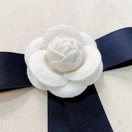 Bowknot Ribbon Camellia Flower Pre-tied Bow Tie Neck Tie Brooch Lapel Pins for Women Girls Elegant Flowers Suit Shirt Collar Tie Clothes Accessories Jewelry Party Banquet Birthday Christmas Gifts (0883)