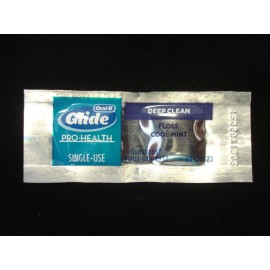 Oral-B 750 Oral-B Glide to go  Pro-Health Deep Clean Floss Cool Mint Single Use