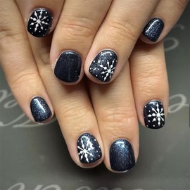 Short Square Christmas False Nails White Snowflake Press on Nails Glossy Winter Acrylic Glue on Nails with Design Full Cover Xmas Artificial Nails for Women Girls