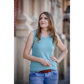 Sewing Pattern and Sewing Instructions - Basic Top Ladies Sizes 6-20