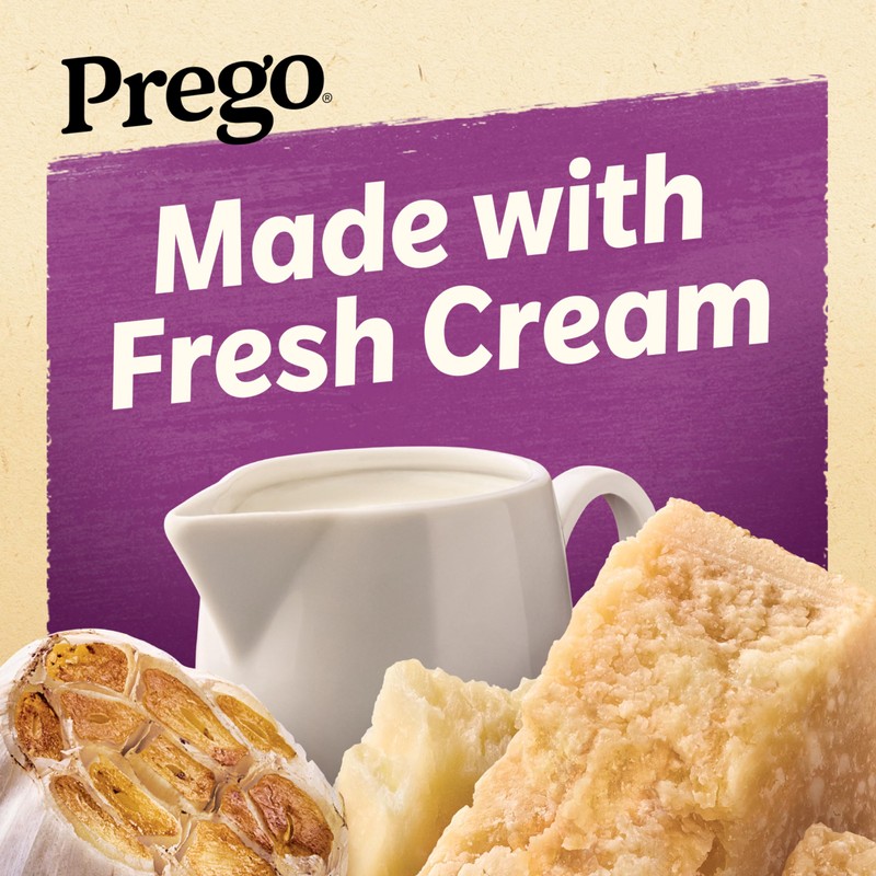 Prego Alfredo Sauce with Roasted Garlic and Parmesan Cheese, 14.5