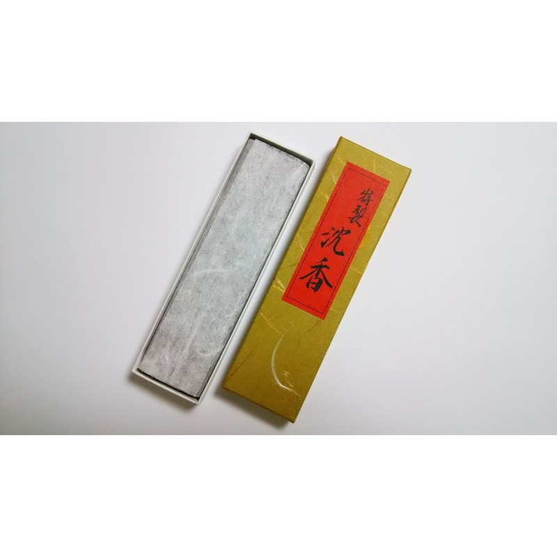 Awaji Baikaundo Incense, Agarwood Small Box, 0.6 oz (18 g),