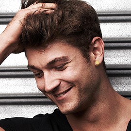 OIDEA Stud Earrings for Men: Punk Hip-Hop Geometric Hexagon Cubic Zirconia Earrings Hypoallergenic Cross Earrings for Women Men, Gold