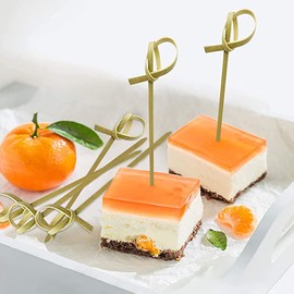 100Pcs Bamboo Cocktail Picks Toothpicks for Appetizers Natural Bamboo Knot Skewers Mini Food Sticks for Drinks Canapes Appetizers Party Supplies (12cm/4.7inch)