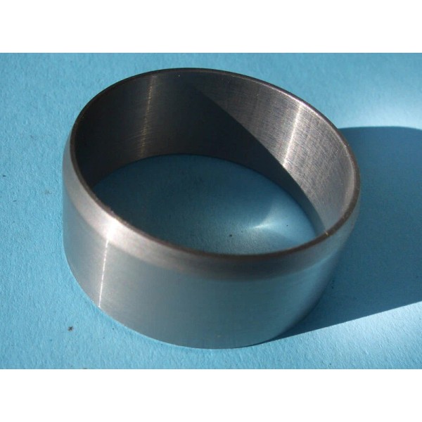 Mustangs, Etc. Ford 9" 31 Spline Rear Axle Seal Sleeve