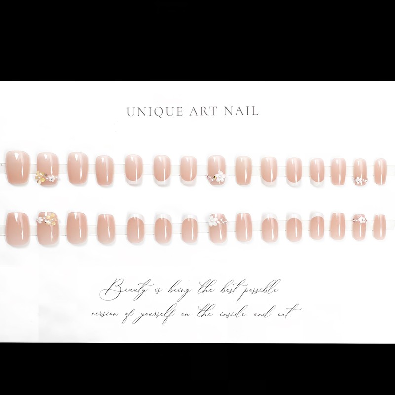 [NEURAD]ネイルチップ 30枚入ショート丈フレンチ 花びらモチーフ付け爪 ～清楚系が彩る軽やかな爪元 夏向けショートネイル 人気 和風 かわいい 成人式 入学式