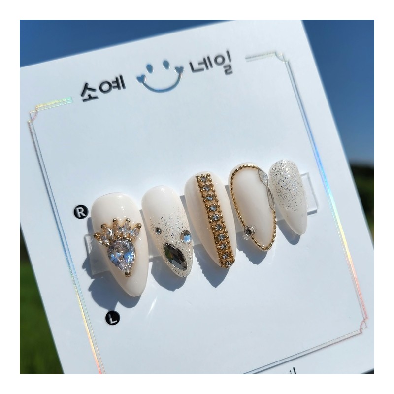 Elegant gold zircon chain handmade nail tip - Coffin /