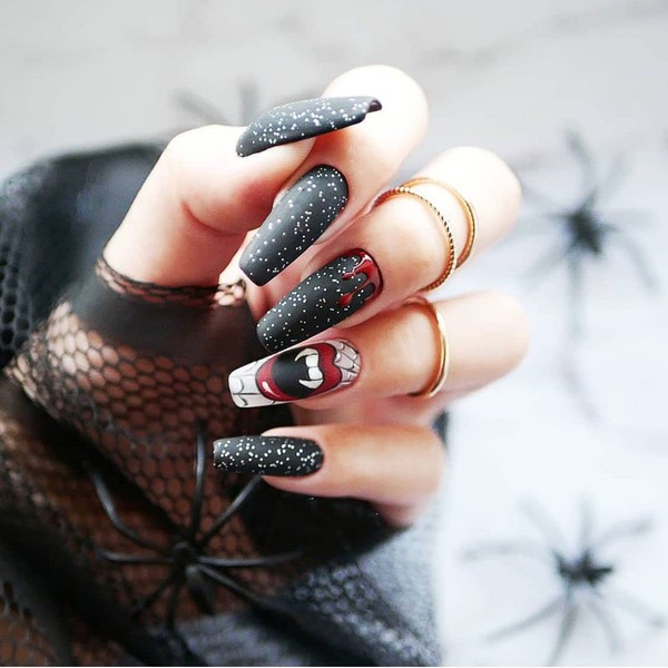 Halloween Press on Nails Long Coffin Fake Nails Matte False Nails with Mouth Blood Spider Web Design Full Cover Stick on Nails Acrylic Nails Halloween Party Cosplay Decorations for Women 24Pcs