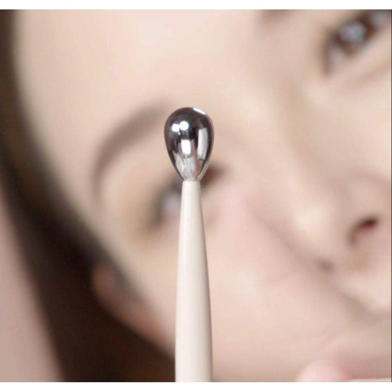 beautyblender Shady Lady Eye Shadow Brush and Cooling Anti-Puff Eye