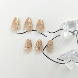 Press on Nails Short Almond Fake Nails with 3D Gold Embossed Designs Stars Glue on Nails Rhinestones Nails Press ons Nude Acrylic Nails Full Cover False Nails Cute Stick on Nails for Women 24Pcs