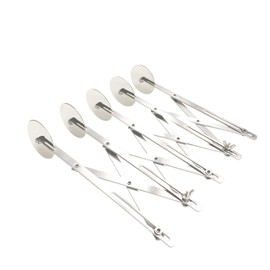 Restaurantware Met Lux 9.5 x 2.25 Inch 5 Wheel Pastry Cutter 1 Expandable Accordion Cutter - Corrosion-Resistant Dishwasher-Safe Stainless Steel Multi-Blade Pizza Cutter For Cutting Pasta Dough