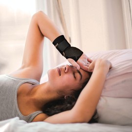 INDEEMAX Copper Wrist Compression Sleeve 1 Pair, Comfortable Hand Brace Support for Arthritis, Tendonitis, Sprains, Workout, Carpal Tunnel - Left & Right - Women and Men (Black-NEW, Small)